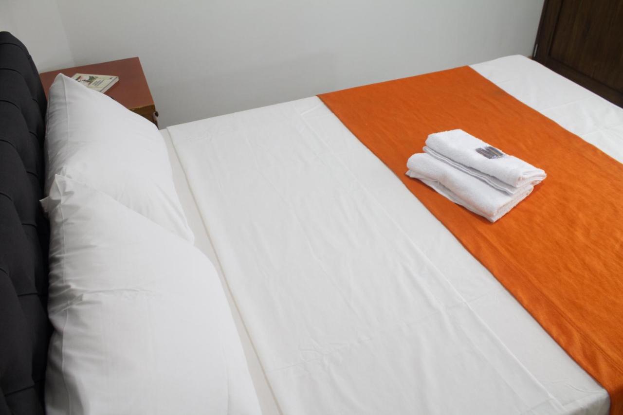 Hotel Picasso 70 ميديلين المظهر الخارجي الصورة