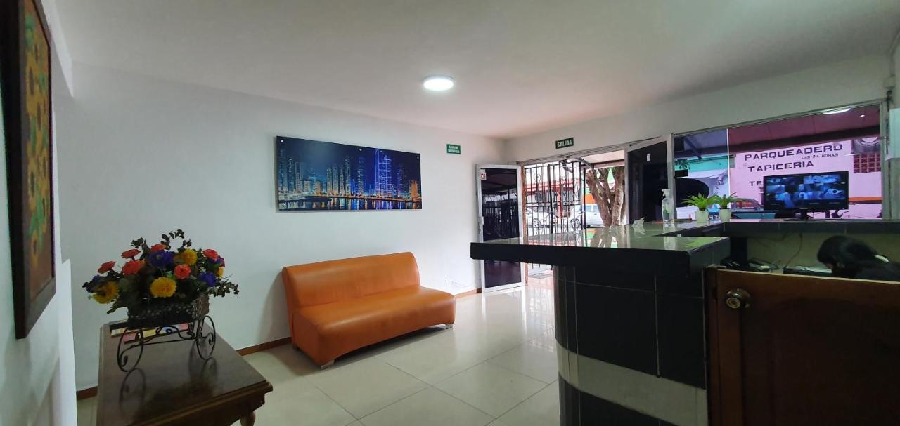 Hotel Picasso 70 ميديلين المظهر الخارجي الصورة